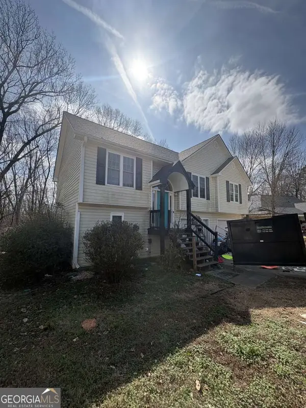 1026 Carriage Way, Loganville, GA 30052