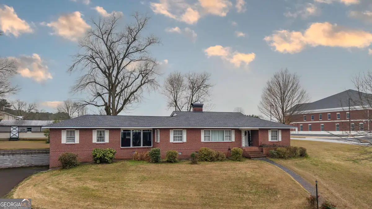 202 Iris Drive, Centre, AL 35960 - #1