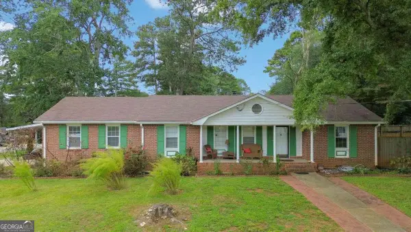 5524 Laurel Lane Nw, Lilburn, GA 30047