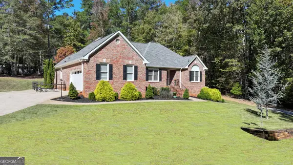 482 Buck Trail, Hoschton, GA 30548