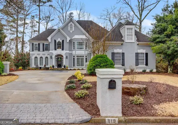 810 Club Chase Lane, Roswell, GA 30076