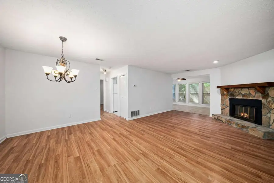 4013 Lake Pointe Circle, Roswell, GA 30075 - #2