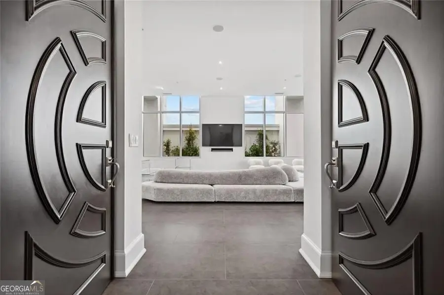 2828 Peachtree Road Nw #P 3300, Atlanta, GA 30305 - #3