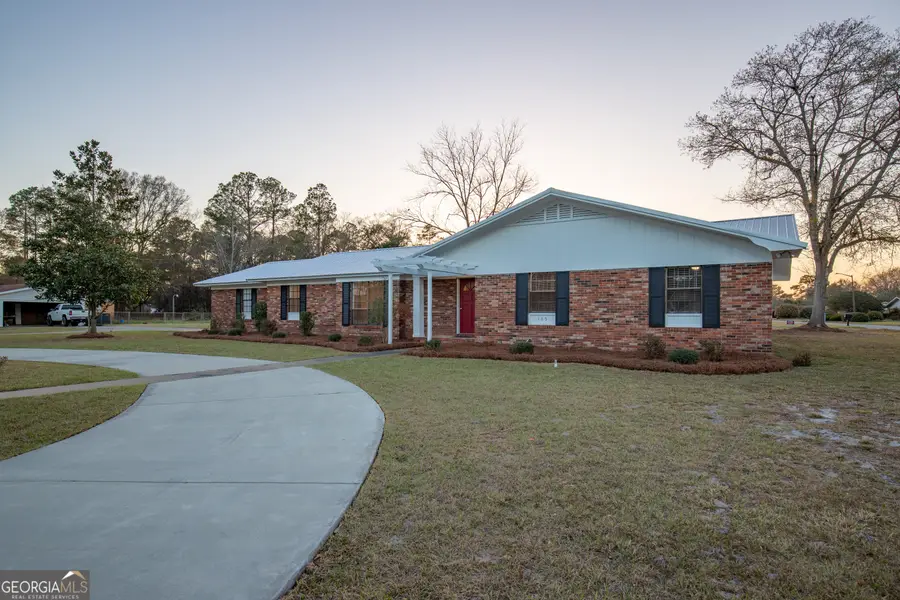 185 Pierce Street, Jesup, GA 31545 - #3