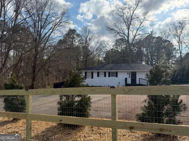 6843 Reinhardt College Pkwy, Waleska, GA 30183 - #1