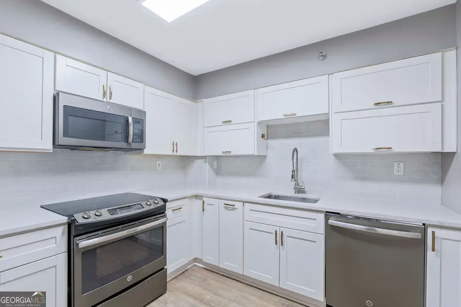 2870 Pharr Court South Nw, Atlanta, GA 30305 - #3