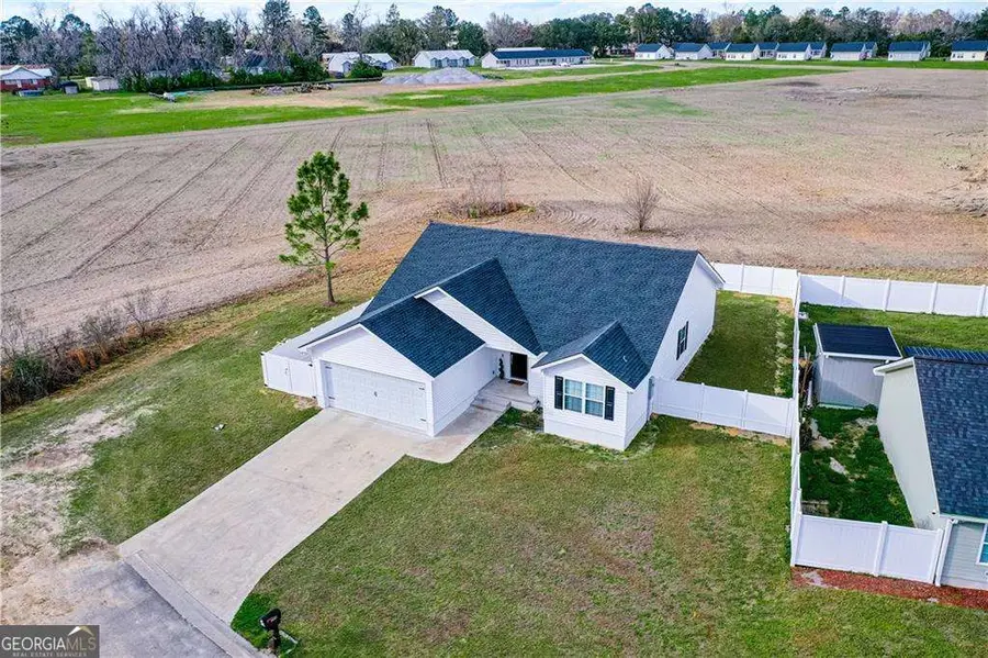 594 Pinehurst Drive, Blackshear, GA 31516 - #2