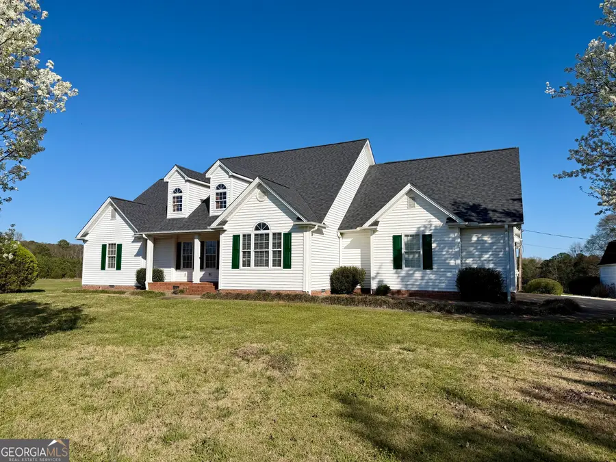 494 S Broad Street, Bowman, GA 30624 - #3