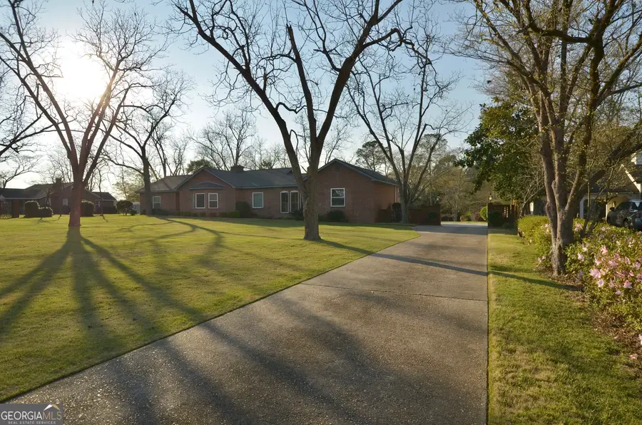 614 9th Avenue, Eastman, GA 31023 - #3