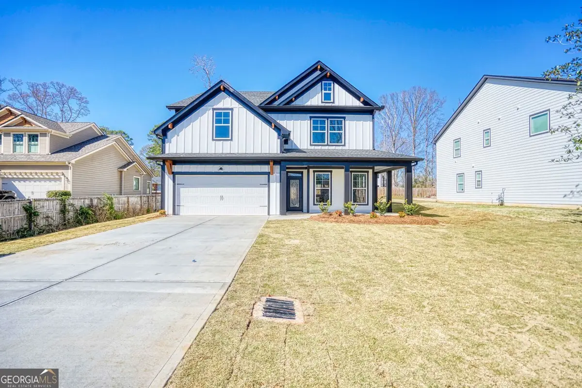 1064 Eastview Road Ne, Conyers, GA 30012 - #1