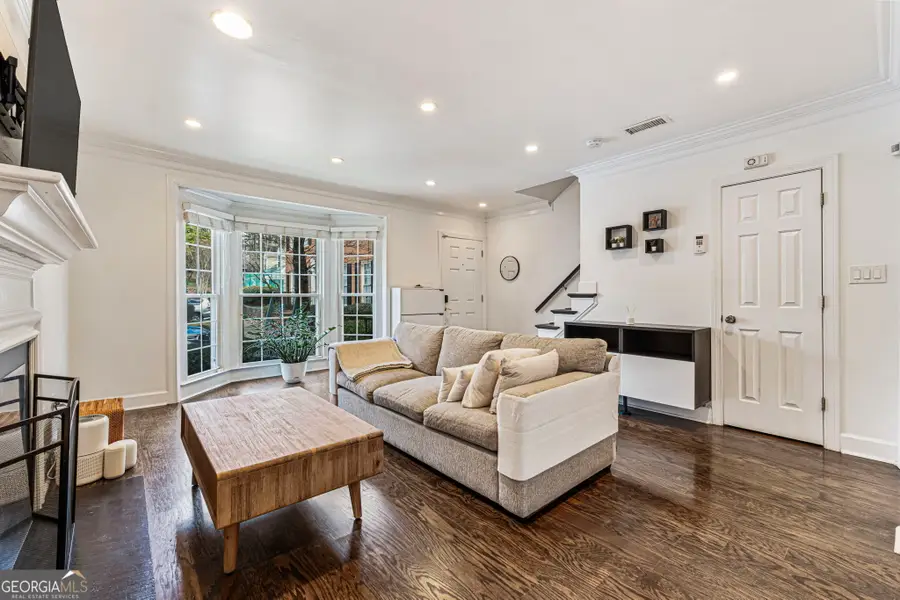 24 Mount Vernon Circle, Sandy Springs, GA 30338 - #3