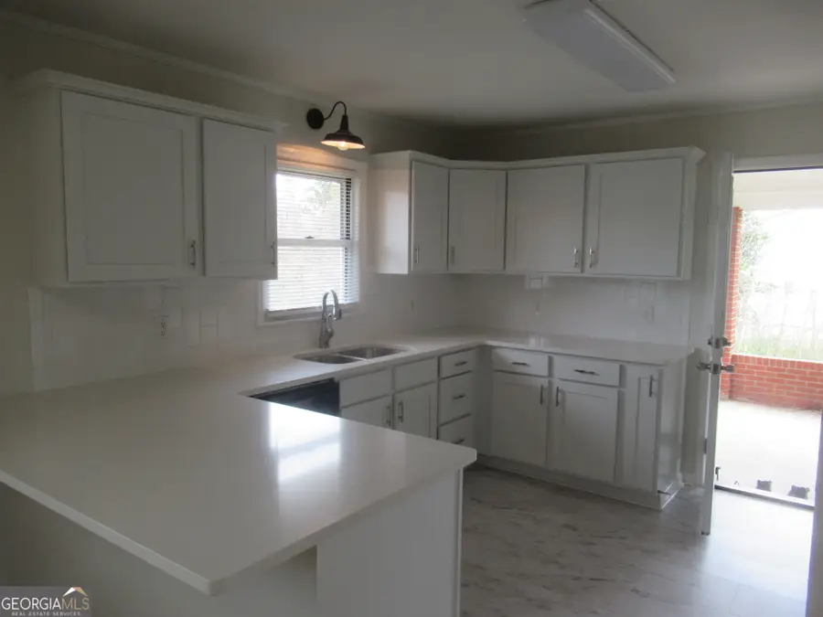 7 Linden Drive, Newnan, GA 30263 - #2