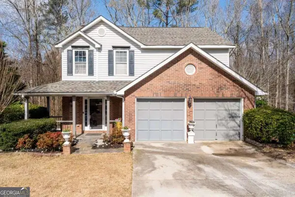 780 Walnut Creek Drive Nw, Lilburn, GA 30047