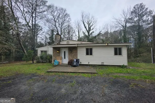 2573 Bonds Lake Rd, Conyers, GA 30012