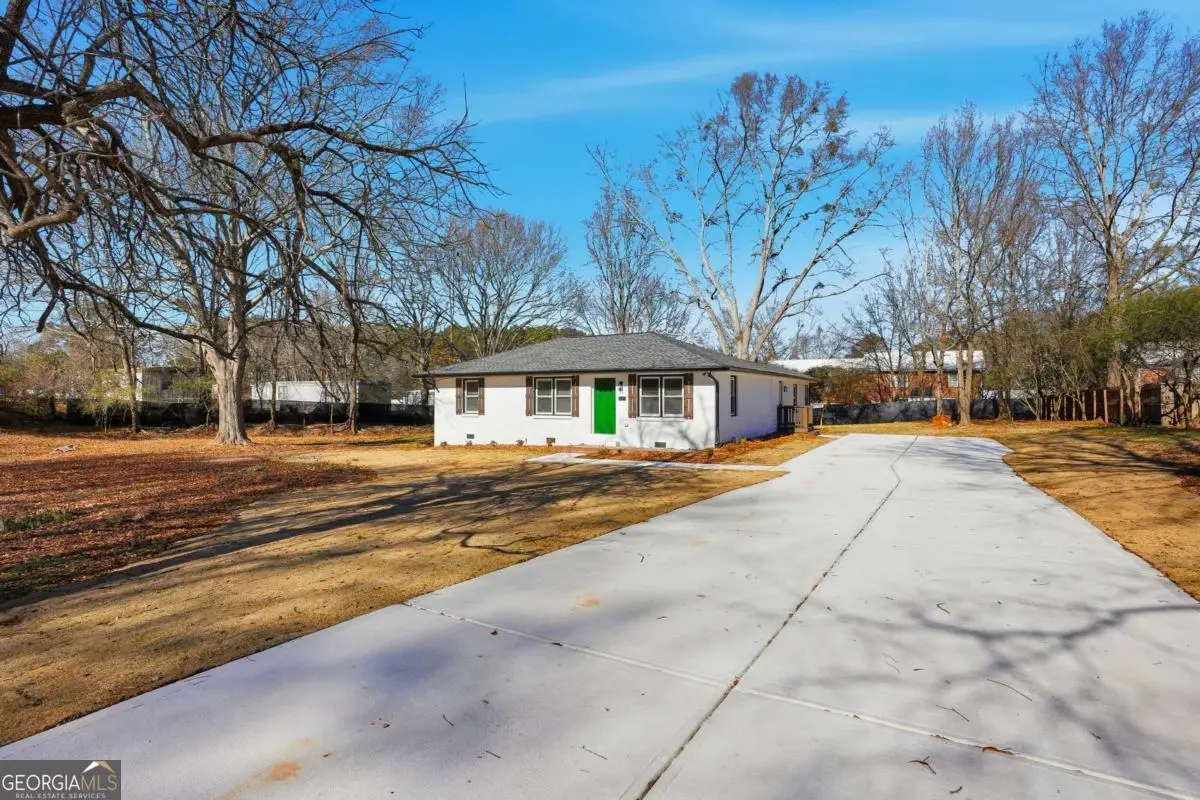 127 Perry Street, Loganville, GA 30052 - #1