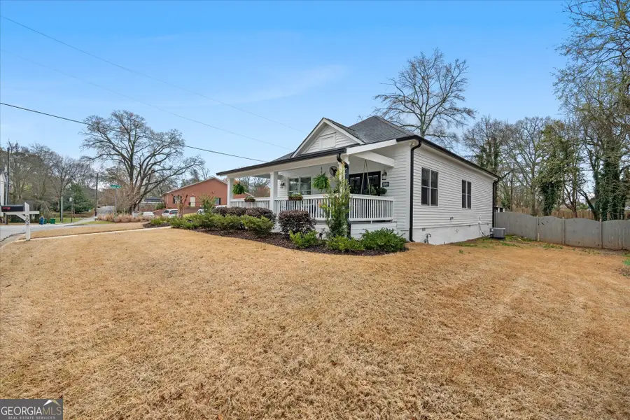 202 W Chandler Street, Carrollton, GA 30117 - #3