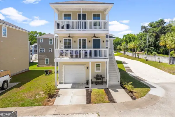 102 Cathead Lane, Darien, GA 31305