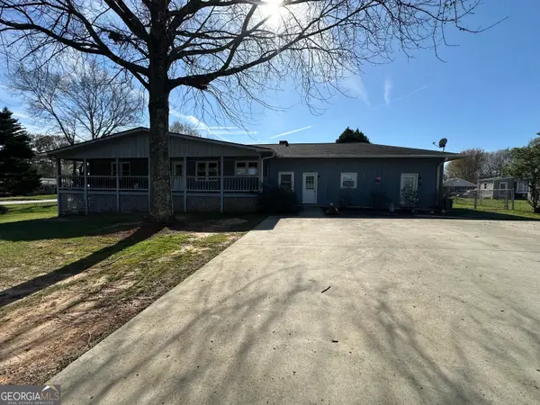 560 Lee Byrd Road, Loganville, GA 30052