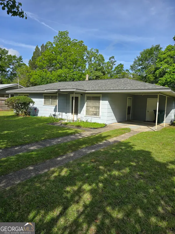 108 Sunset Drive, Eufaula, AL 36027