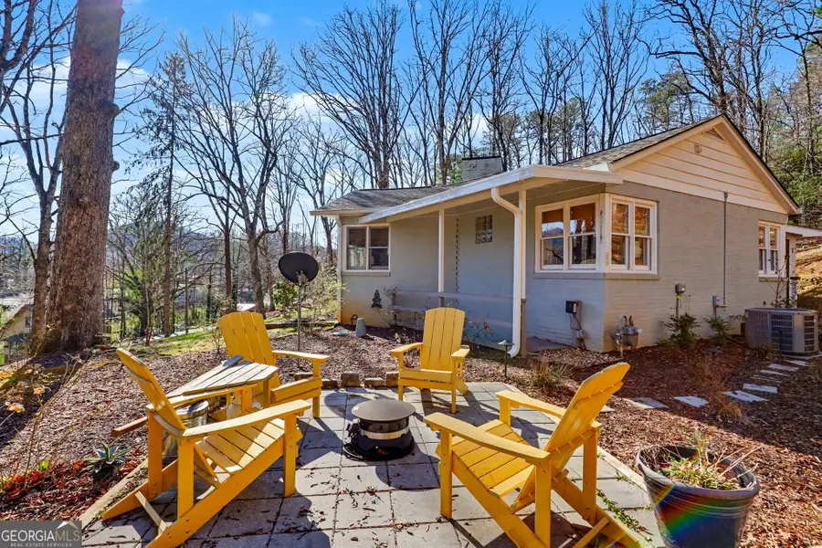 221 Valley Street, Clayton, GA 30525 - #2