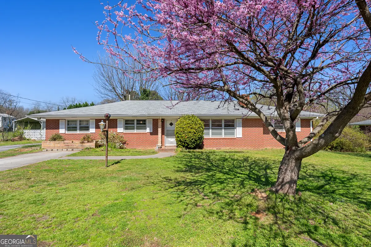 868 Fairview Avenue, Hartwell, GA 30643 - #1