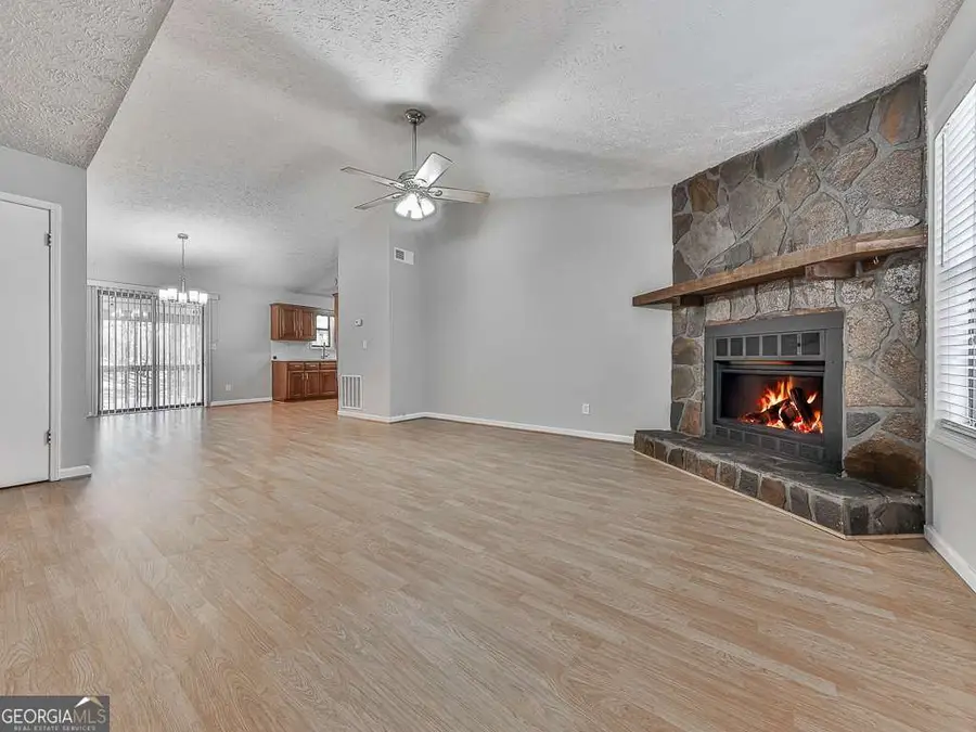 5506 Vaughn Road, Woodstock, GA 30188 - #2