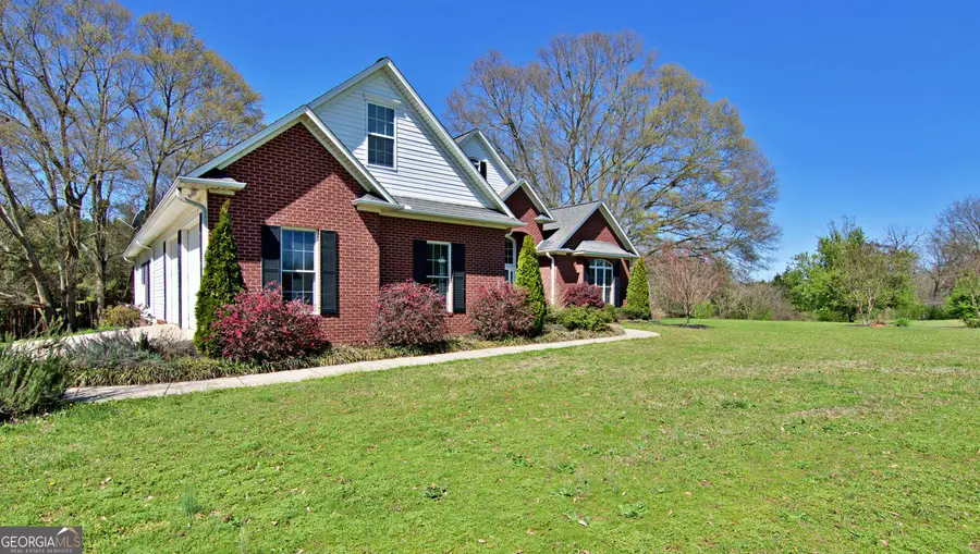 7893 Athens Road, Carnesville, GA 30521 - #2