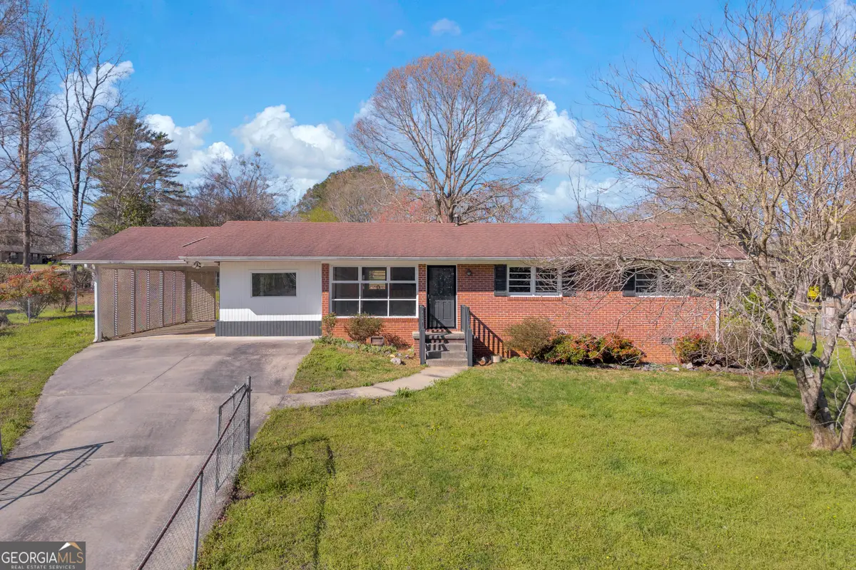 208 Cherry Street, Toccoa, GA 30577 - #1