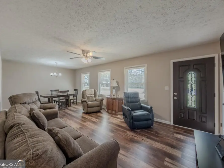 324 E Broad Street, Winder, GA 30680 - #2