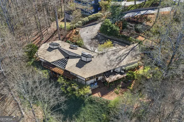 130 Huntcliff Point Ne, Sandy Springs, GA 30350