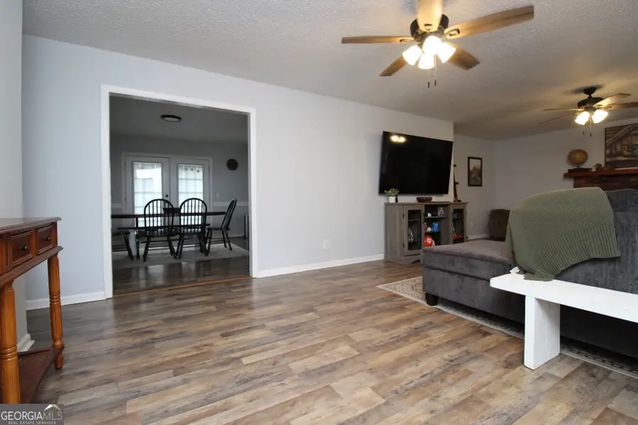 401 E 28th Avenue, Cordele, GA 31015 - #2