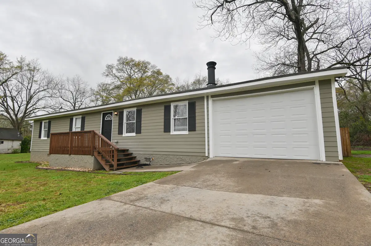 335 Poplar Ave., Social Circle, GA 30025 - #1