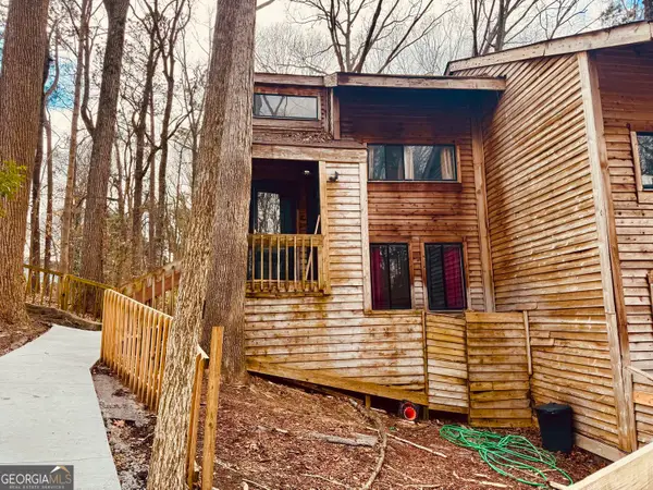 2573 Terrace Trail, Decatur, GA 30035