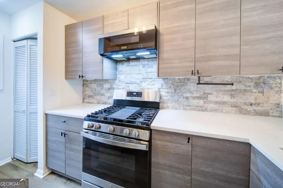 448 Prince Of Wales, Stone Mountain, GA 30083 - #3