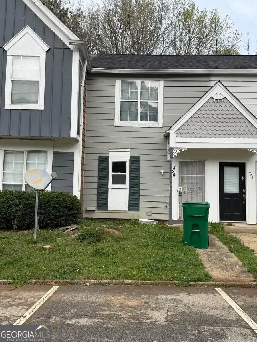 424 Prince Of Wales, Stone Mountain, GA 30083 - #2