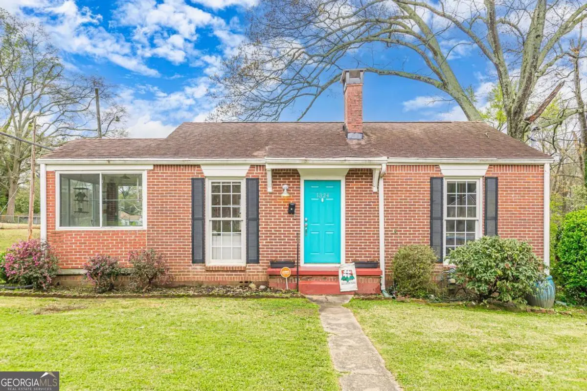 1324 E Forrest Avenue, East Point, GA 30344 - #1