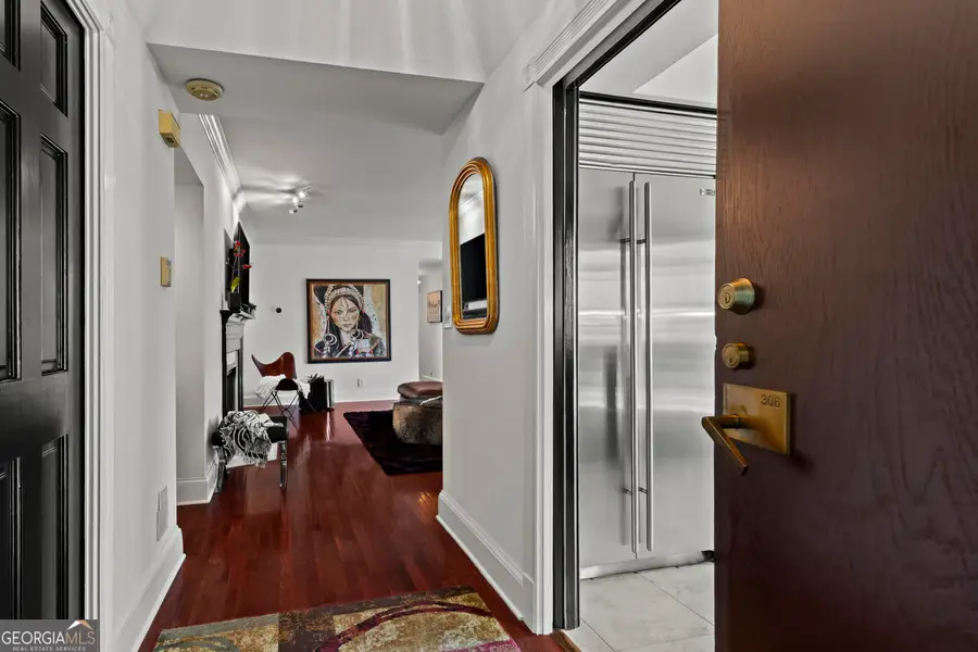 3638 Peachtree Road Ne #APT 306, Atlanta, GA 30319 - #3