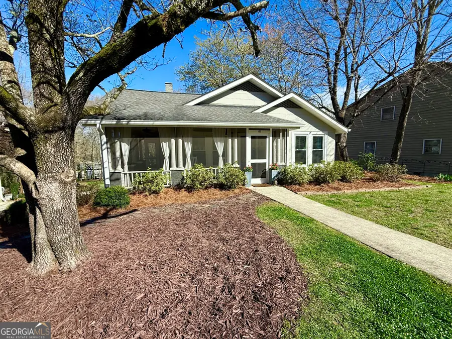 141 York Street, Clarkesville, GA 30523 - #3