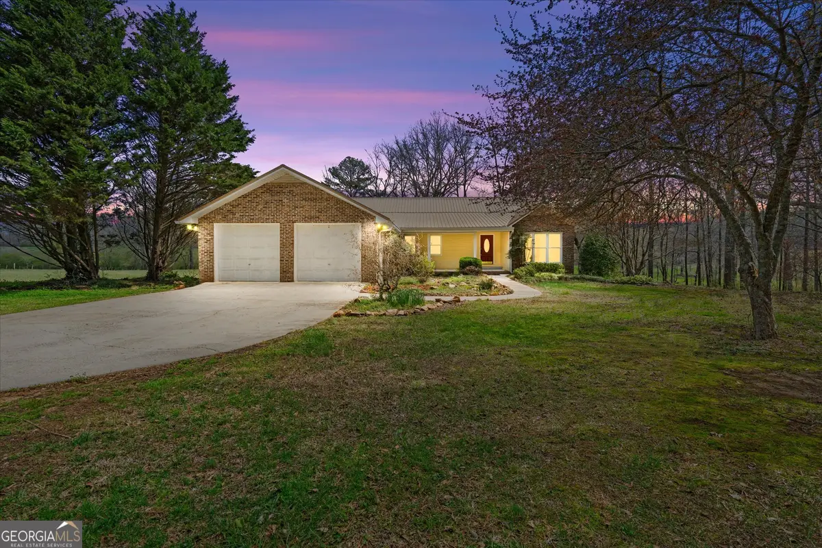 1789 County Road 16, Roanoke, AL 36274 - #1