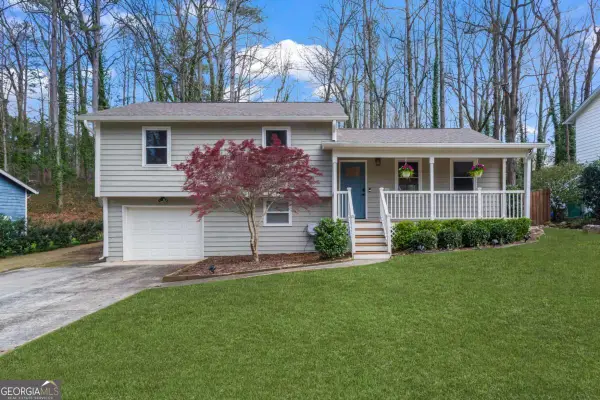 2611 Linnwood Drive Se, Smyrna, GA 30080