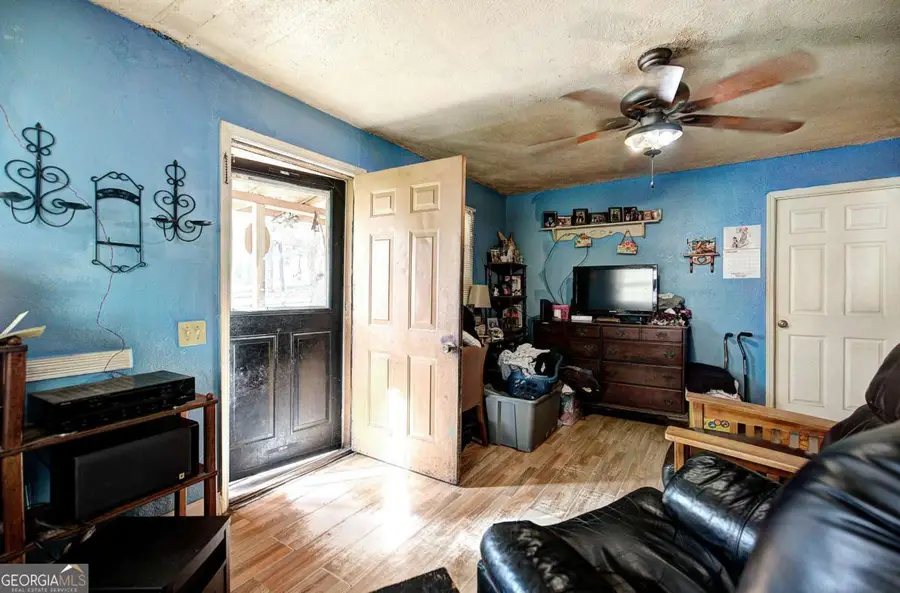 46 Young Street, Cartersville, GA 30120 - #3