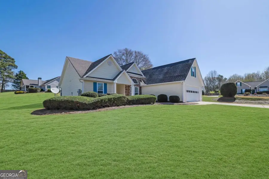 6185 Devonshire Drive, Flowery Branch, GA 30542 - #2