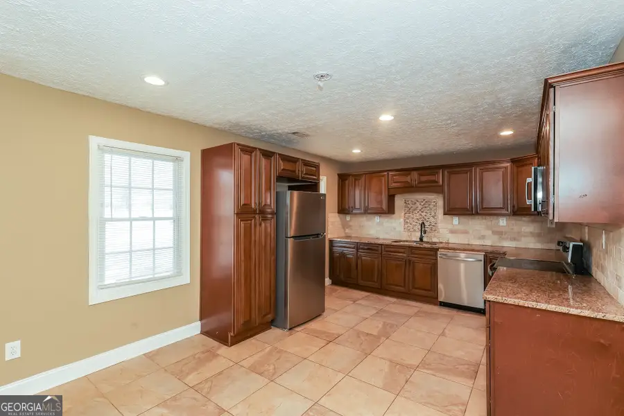 325 Longview Road, Fayetteville, GA 30214 - #3