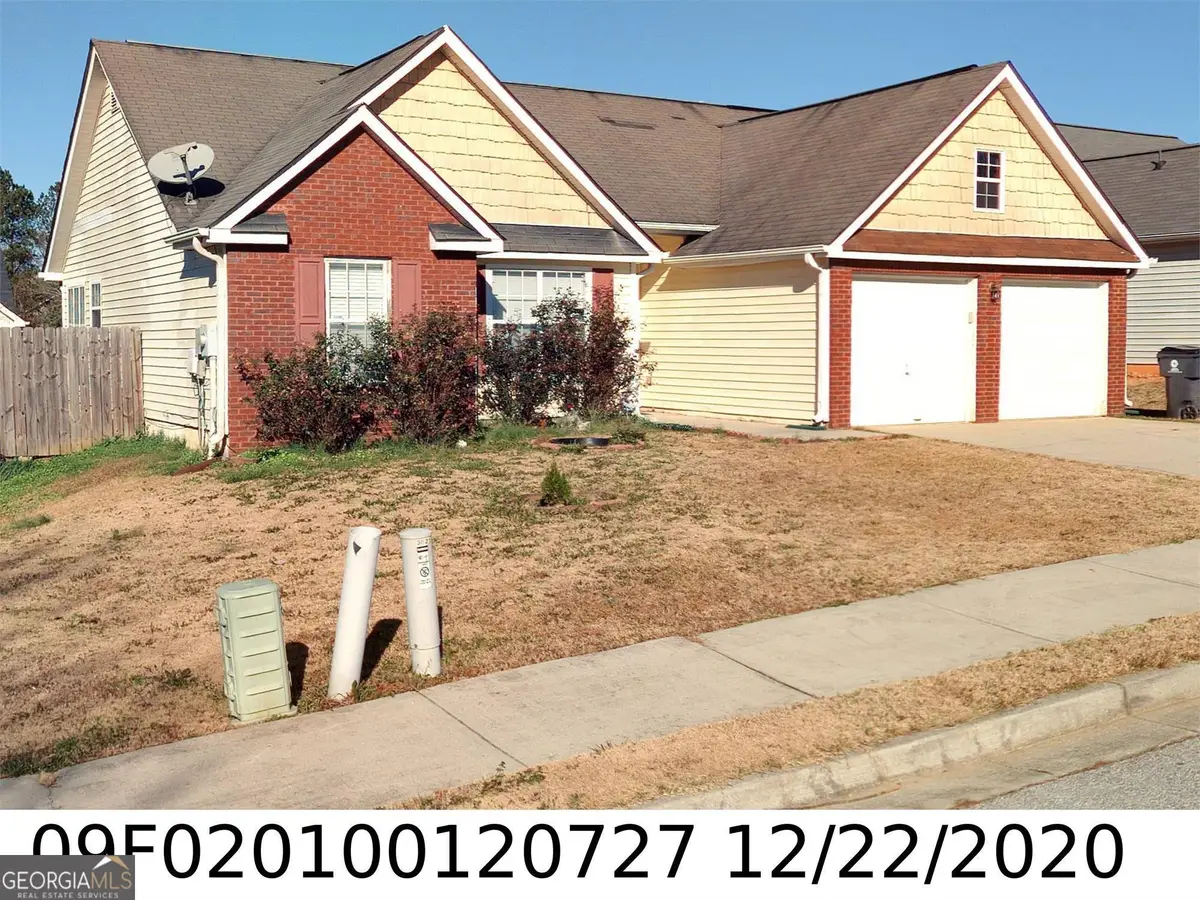 3021 Meadow Glen Pass, Fairburn, GA 30213 - #1