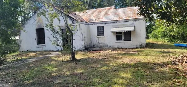 294 W Brumby Avenue, Reidsville, GA 30453