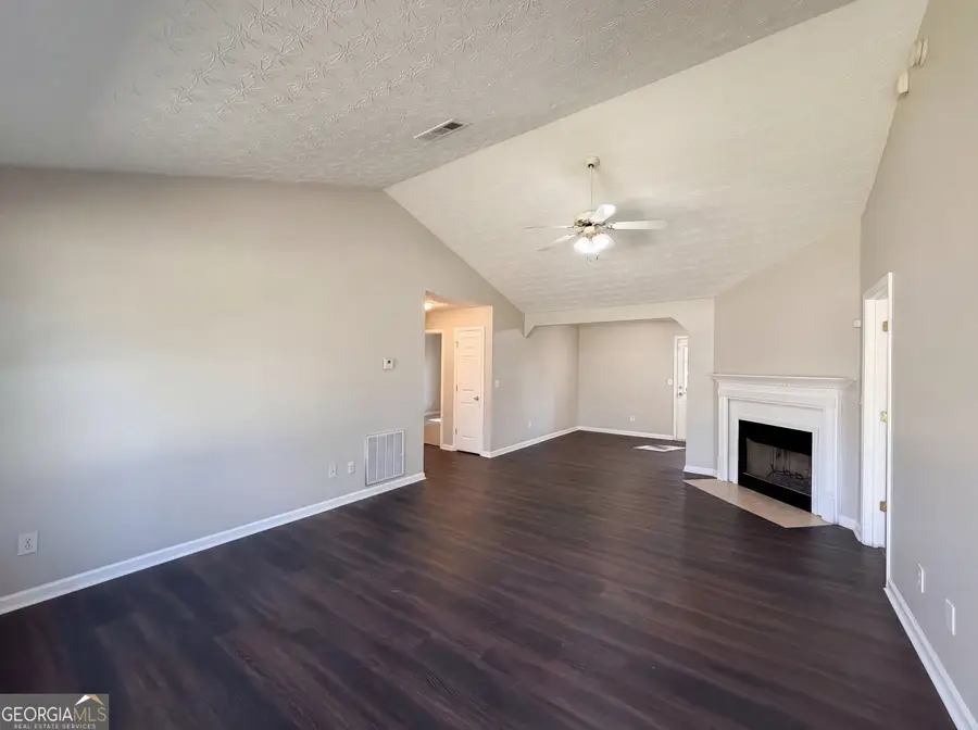 868 Scott Road, Riverdale, GA 30296 - #3