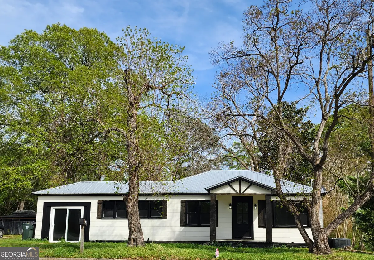 360 N Lewis Street, Metter, GA 30439 - #1