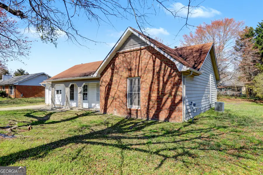 608 S Jeff Davis Drive, Fayetteville, GA 30215 - #3