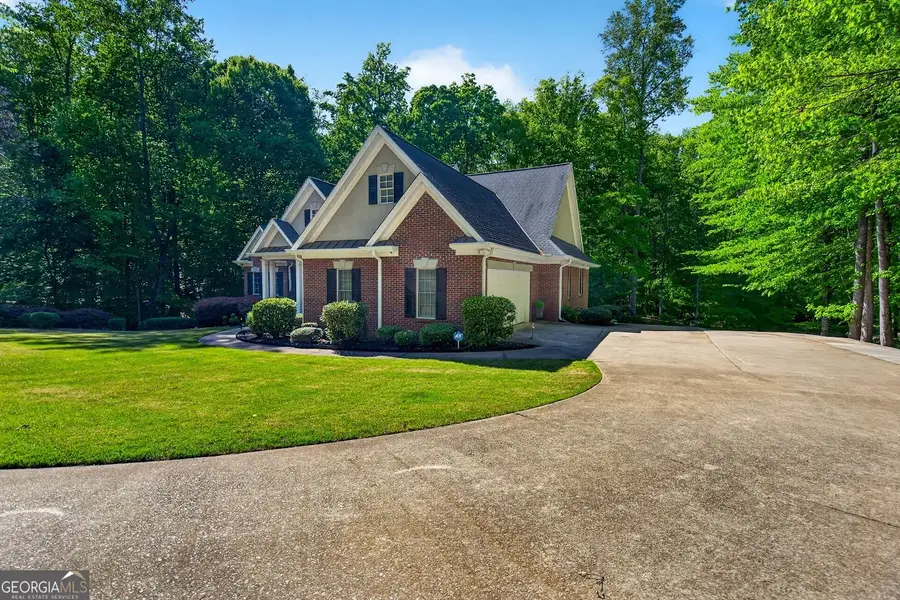 205 River Oaks Drive, Lagrange, GA 30240 - #2