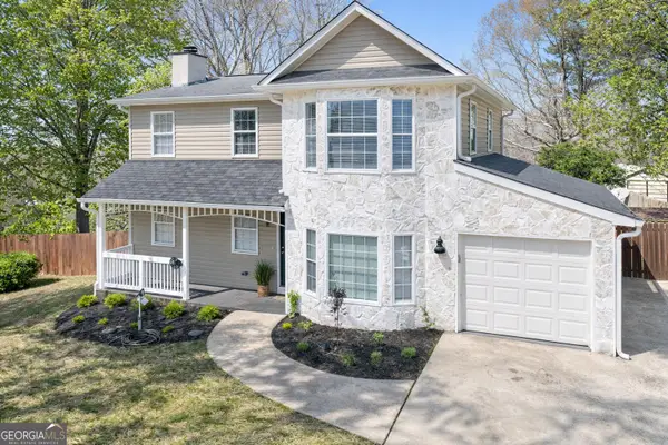 155 Bear Run Court, Chattahoochee Hills, GA 30268